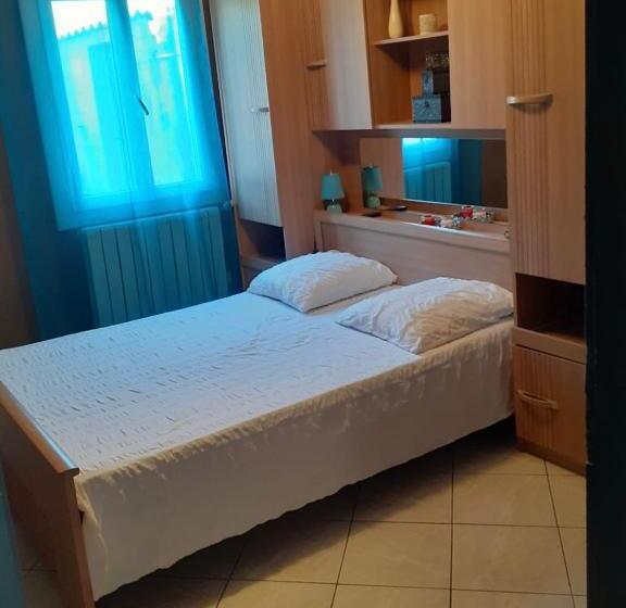 ویلای یک اتاق خوابه با استخر شنا, Villa Jasmin
