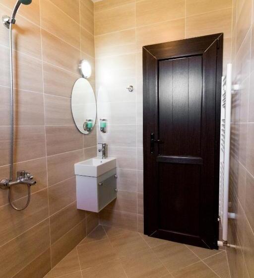 Номер Стандарт Трехместный, Kassandrova Guest House & Spa