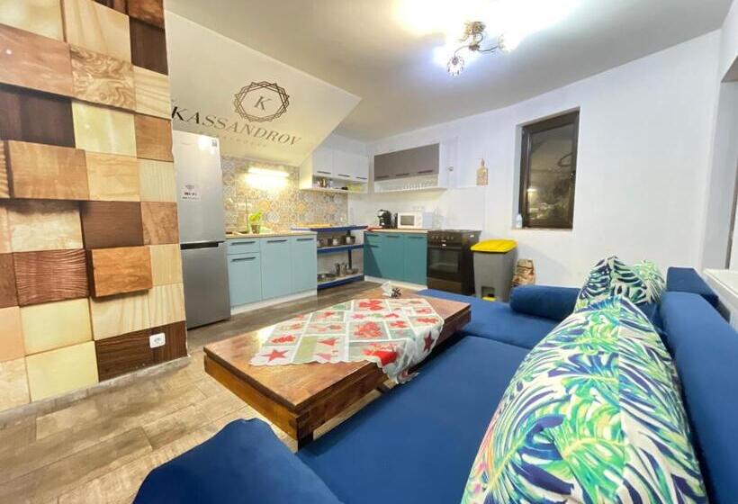 Семейный Номер Вид на Горы, Kassandrova Guest House & Spa