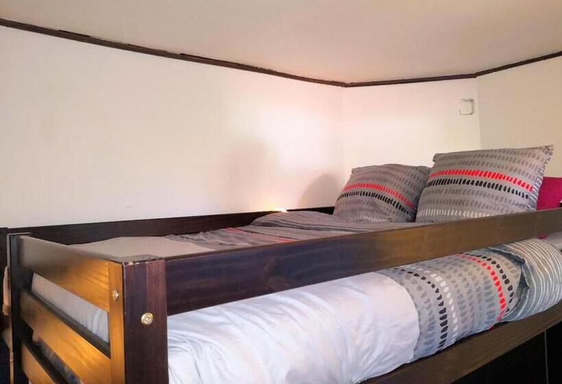 Студия Стандарт, Mini Studio De 13 M2 Avec Terrasse 15 Mn Centre Nimes