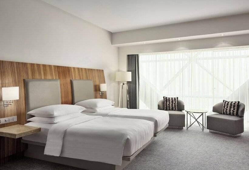 Номер Стандарт, Andaz Capital Gate Abu Dhabi, By Hyatt