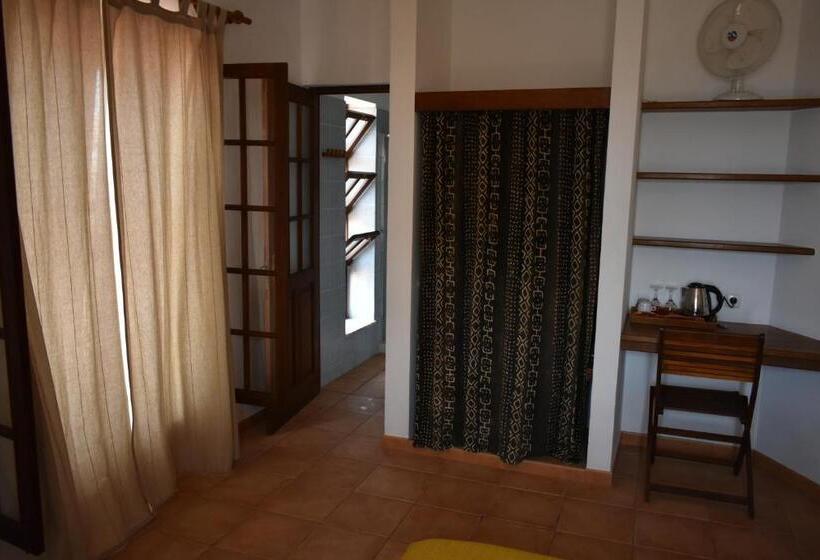 اتاق استاندارد با چشم‌انداز دریا, Guest House Orquidea