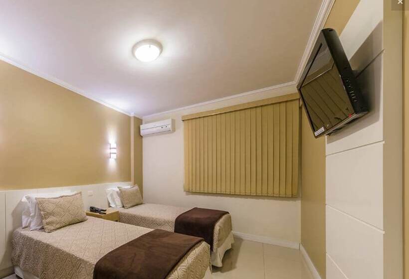 Номер Deluxe, Thomasi Express  Londrina