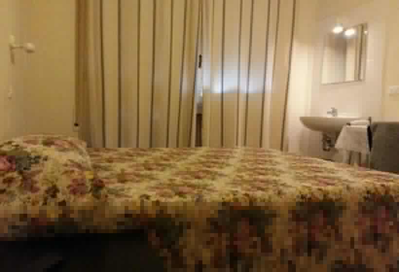 اتاق استاندارد سه نفره, Pensione Trento