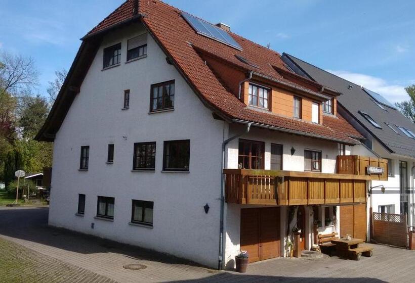 Quarto Triplo Estandar com Sacada, Gästehaus Zur Mühle Dehm