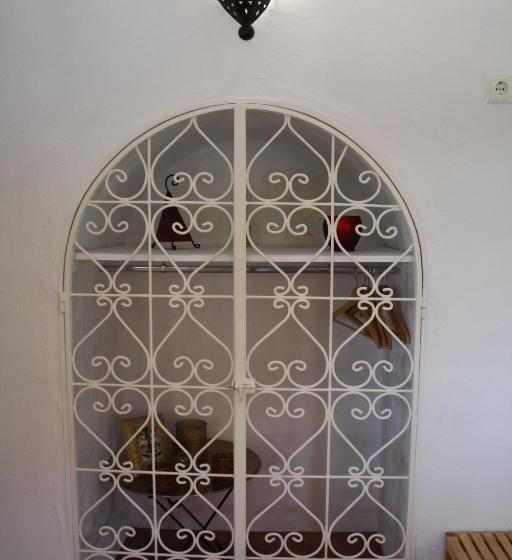 家庭间, Boutique Bed & Breakfast Casa Utopia