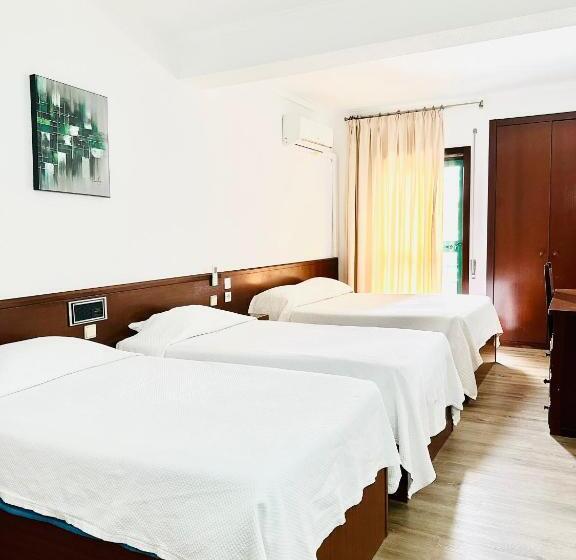 Четырехместный Номер Стандарт, Residencial Dona Teresa