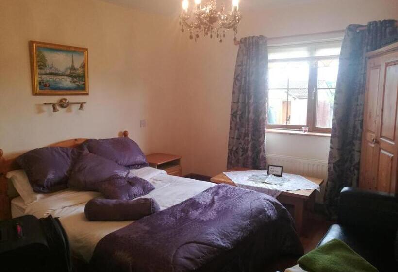 Номер Deluxe, Assaroe House