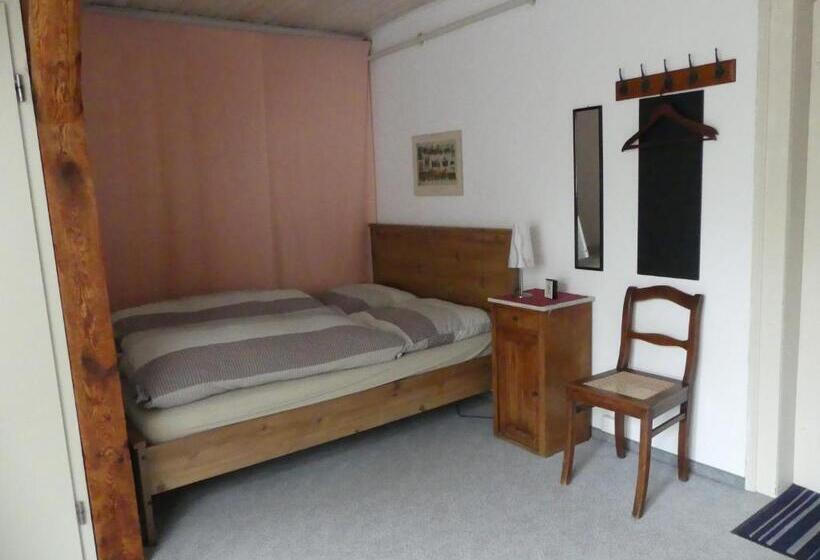 Номер Стандарт, Gästezimmer John