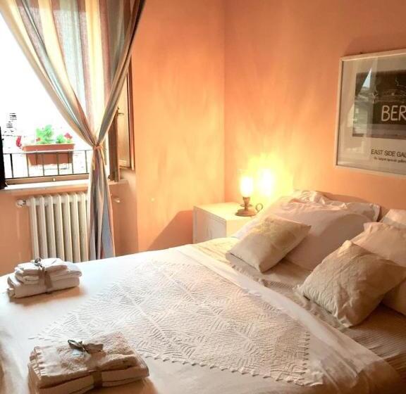 Апартаменты 2 Спальни, Casannunziata   Appartamento Con 2 Camere No Cucina