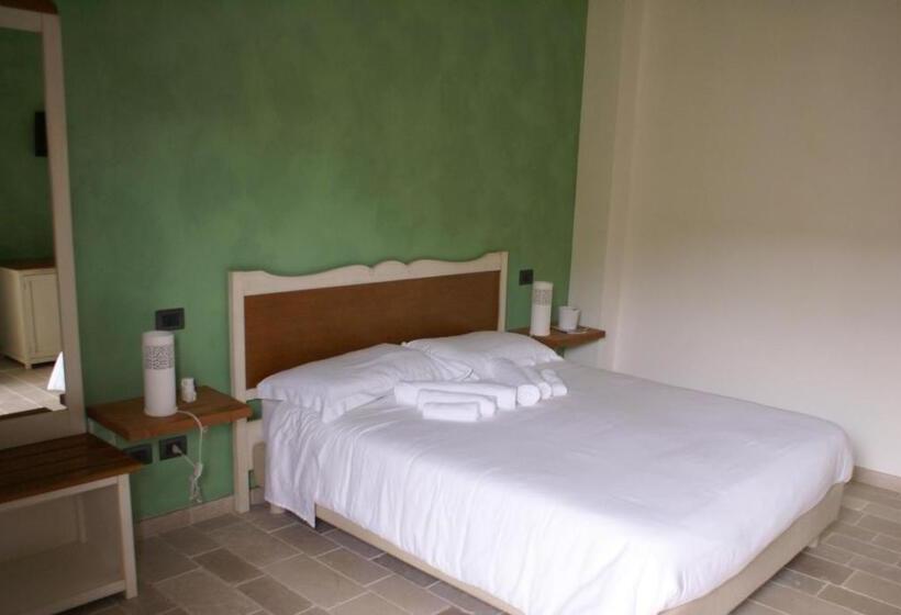 Quarto Estandar Cama King para Deficientes Físicos, Agriturismo Murà