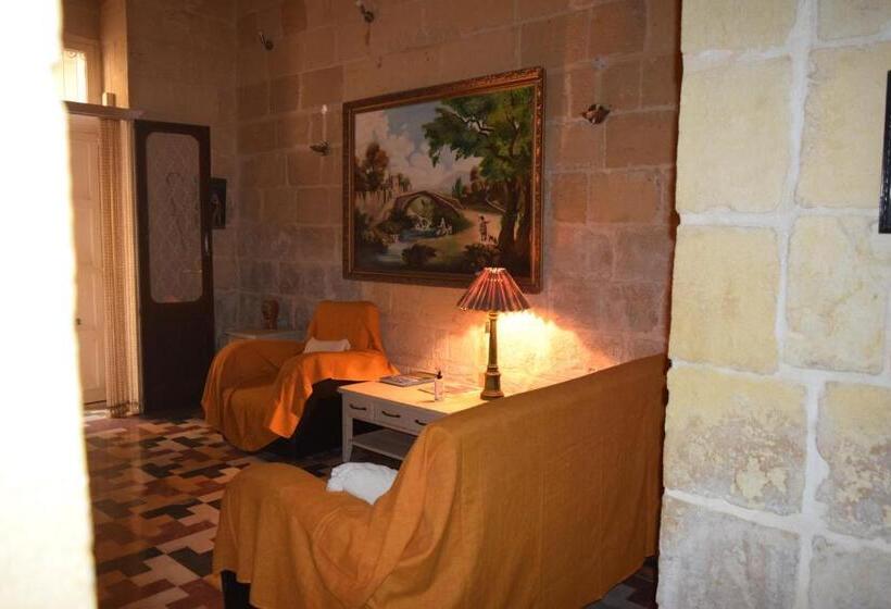 اتاق استاندارد, Maria Townhouse Heart Of Victoria B&b