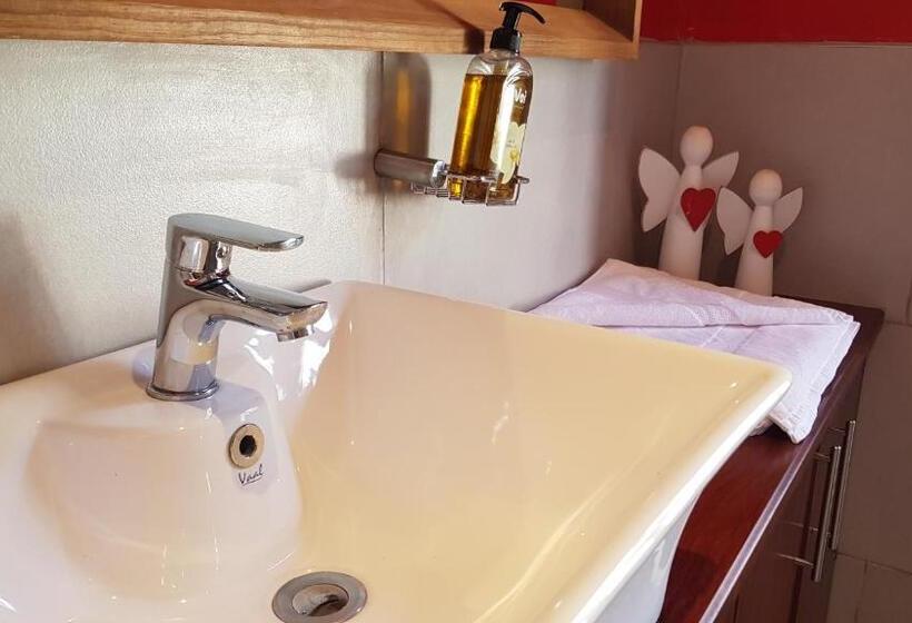 プールビュージュニアスイート, Walmer Heights Guest House