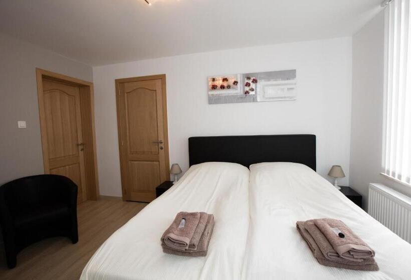 Family Suite, Elysian