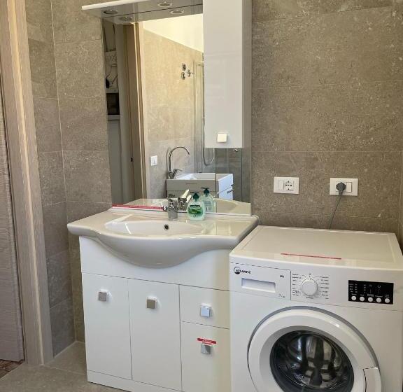 اتاق استاندارد سه تخته با سرویس بهداشتی مشترک, Casa Vacanze Affittacamere Senigallia 158