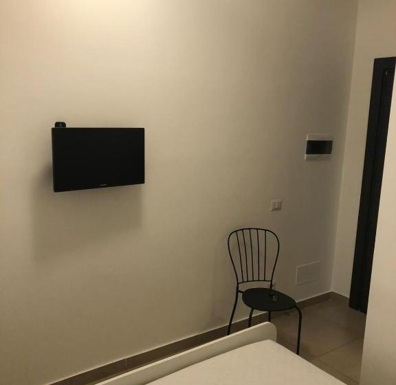 اتاق استاندارد یک نفره, B&b Mirage
