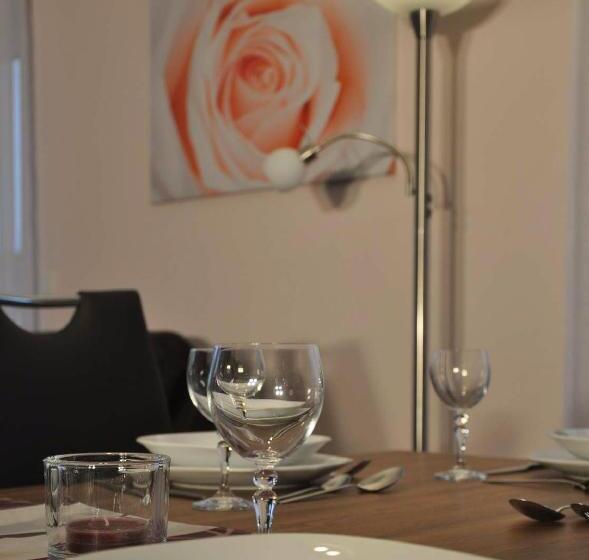 דירת חדר עם טרסה, Komfortable Apartment Wohnung