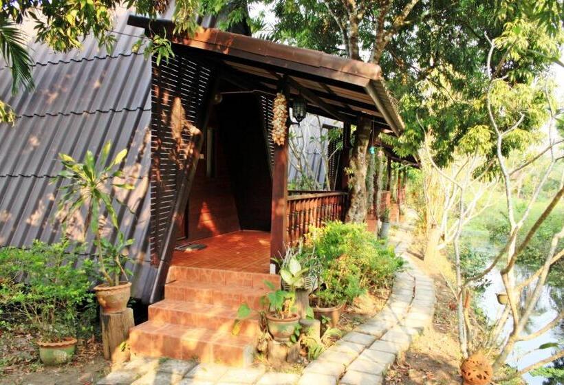 スタンダードバンガロー, Baansuan Lychee Maeklong Resort Ampawa