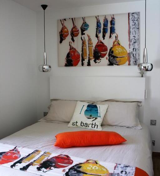 غرفة قياسية مطلّة علي حمام السباحة, B&b Les Voiles De Valescure Chambres D Hôtes Et Son Espace Bien être