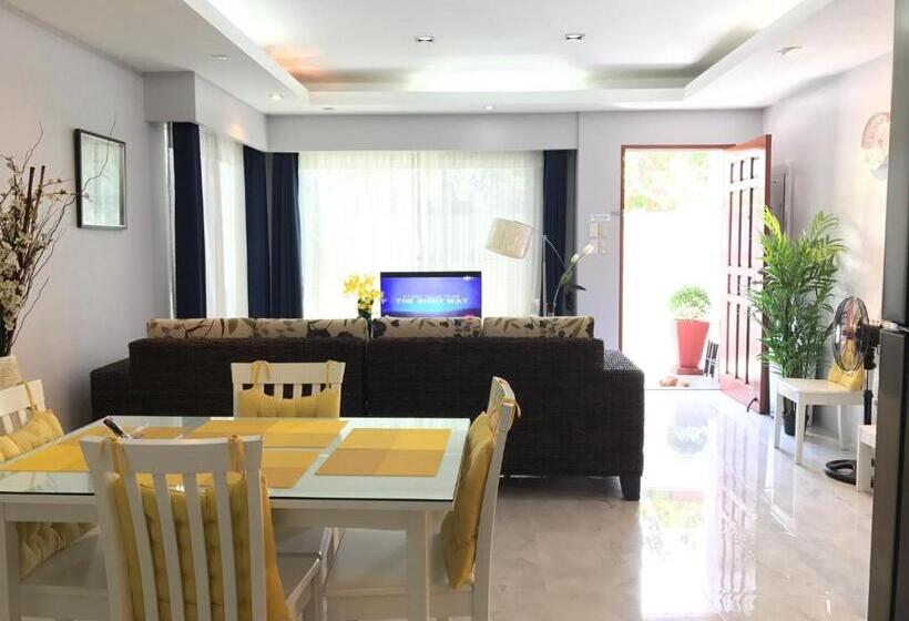 Президентский Люкс, Anavada Apartment   Davao City