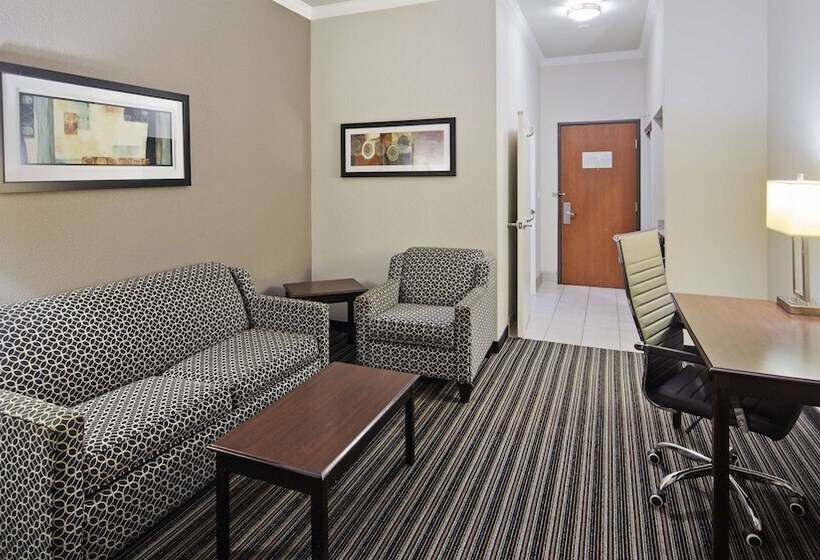 סוויטה מותאמת לאדם עם מוגבלויות, Best Western Plus Austin Airport Inn & Suites