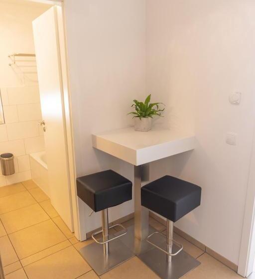 Апартаменты Комфорт 1 Спальня, Boardinghouse Home   Adults Only
