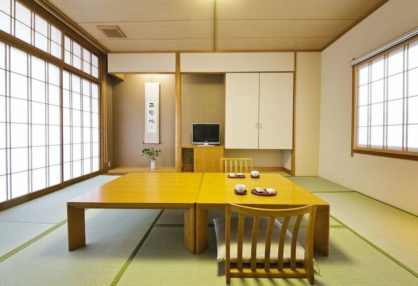 غرفة كلاسيكية, Honjin Hiranoya Bekkan
