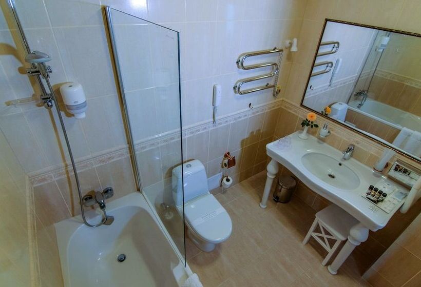 اتاق لوکس با چشم‌انداز, Premier Hotel Palazzo
