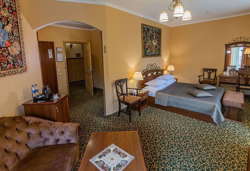 اتاق لوکس با چشم‌انداز, Premier Hotel Palazzo