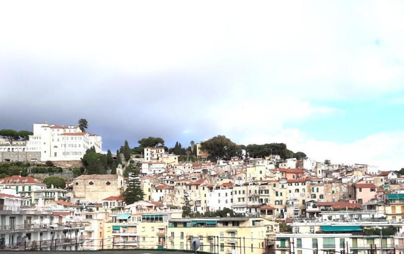 آپارتمان 1 خوابه, Riviera Sanremo