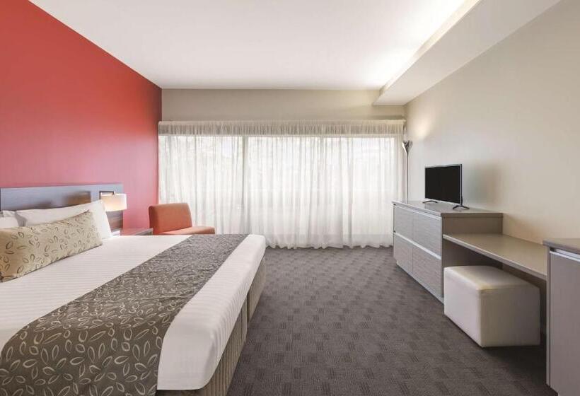 스탠다드 룸 킹사이즈 침대, Travelodge Hotel Hobart Airport