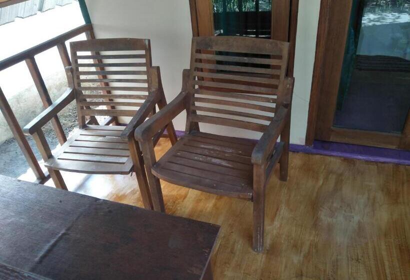 スタンダードインサイドビュールーム, Pondok Anjani