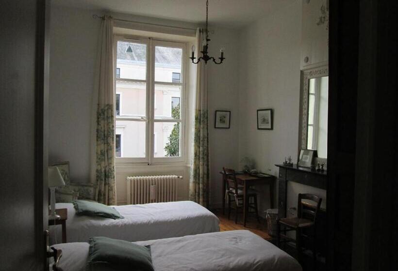 اتاق استاندارد, Chambre D Hôtes Marchand
