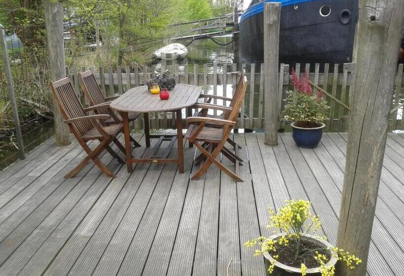 침실 2개 아파트, Houseboat Vliegenbos