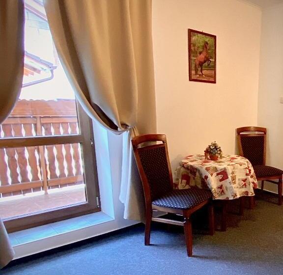 Люкс, Penzión Vila Petra Bed&breakfast