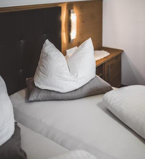Номер Стандарт Трехместный, Pension Sonnenheim