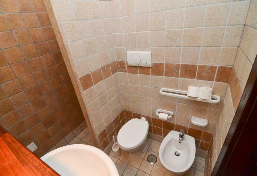 Трехместный Номер Классика, Bed And Breakfast Europa