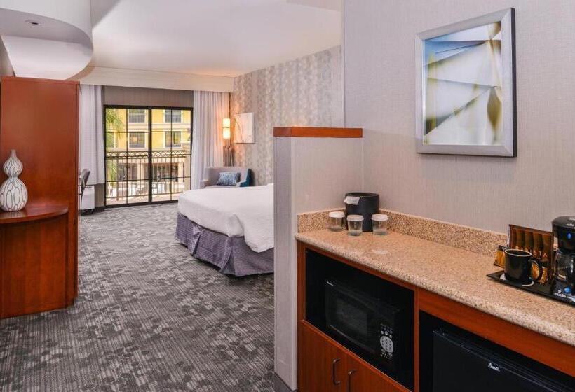 带大床的标准间, Courtyard By Marriott San Luis Obispo