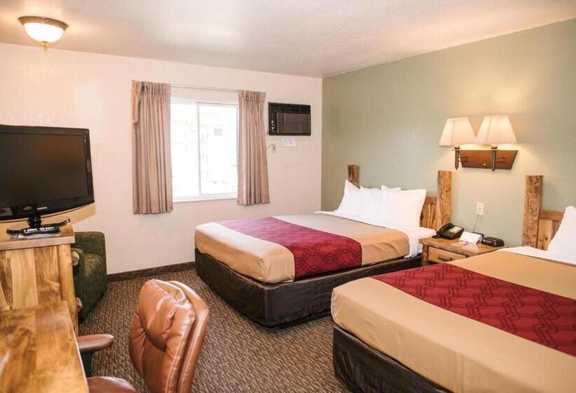 Номер Стандарт, Econo Lodge, Downtown Custer Near Custer State Park And Mt Rushmore