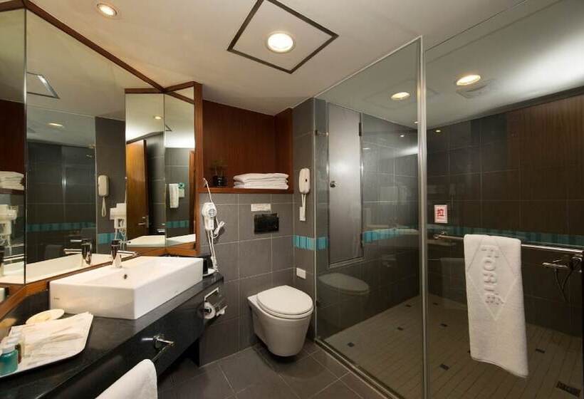 اتاق لوکس چهار تخته, Guide Hotel Hsinchu Zhongyang