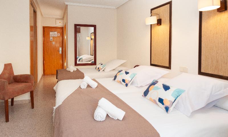 スタンダードルーム, Higueron Hotel Malaga, Curio Collection By Hilton