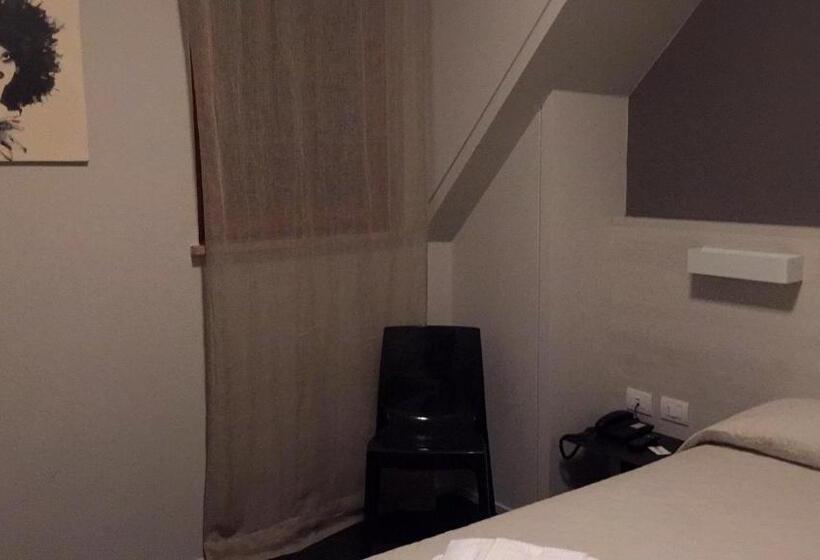 اتاق استاندارد, Country Hotel Le Querce