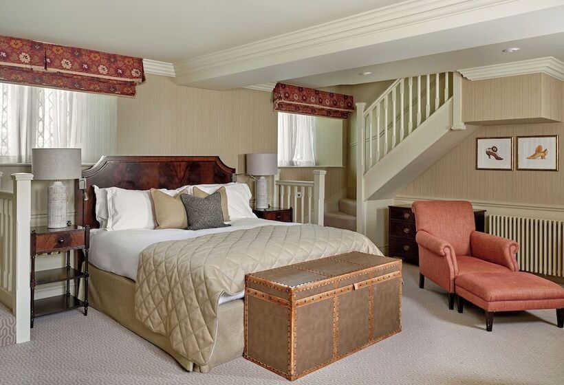 Классический Номер, Ellenborough Park
