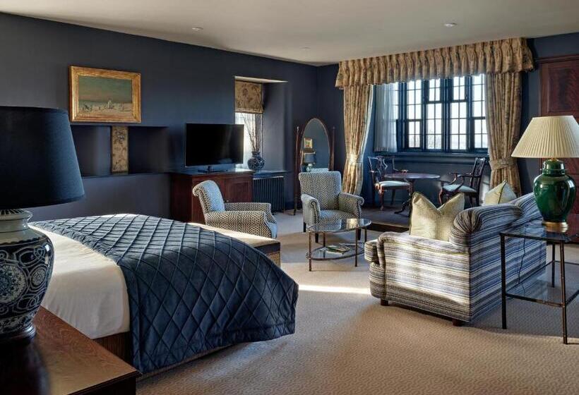 Люкс, Ellenborough Park