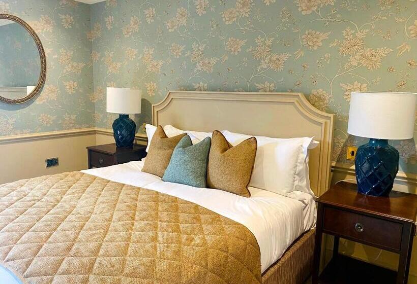 Номер Стандарт Вид на Сад, Ellenborough Park