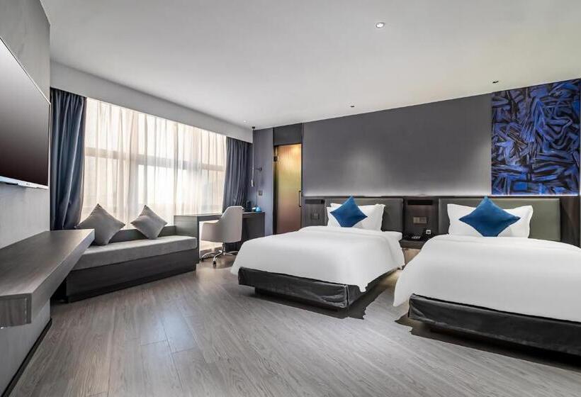 디럭스 룸, Insail Hotels