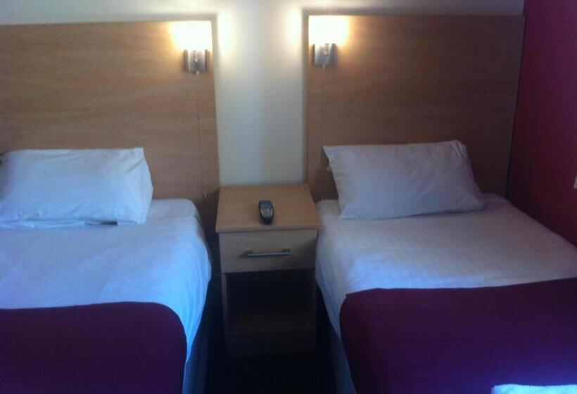 Пятиместный Стандартный Номер, City Inn Express