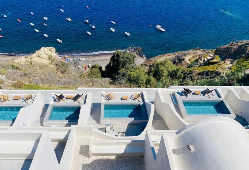 اتاق خانوادگی, Kokkinos Villas