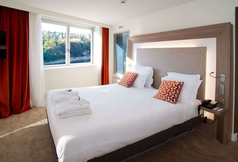 Quarto Executivo, Novotel Lyon Centre Confluence Bord De Saone
