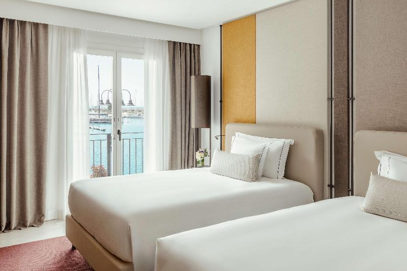 Люкс Адаптированный для Инвалидов, Holiday Inn Express Hotel & Suites Saint   Hyacinthe, An Ihg